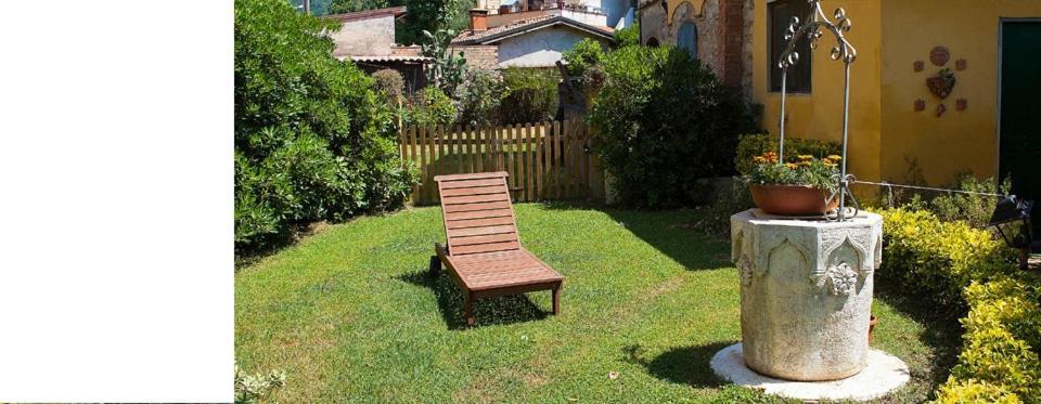 Al Piano Di Sopra Panzió Massarosa Kültér fotó